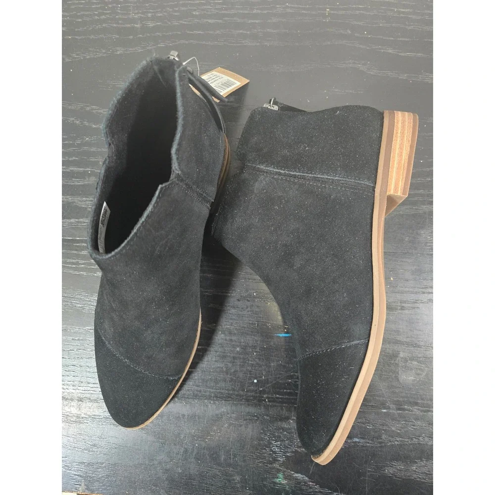 TOMS Black Suede Cap‎ Toe Ella Ankle Booties 7.5